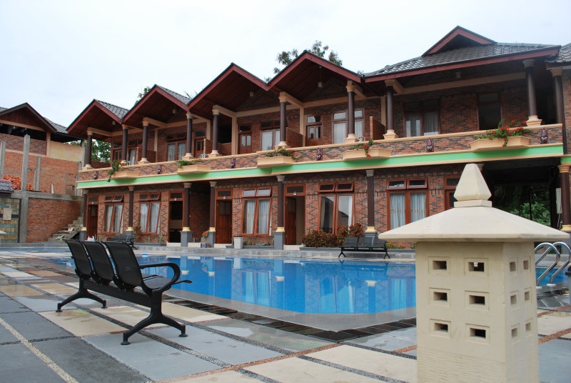 DSC_0480 — Lake Toba